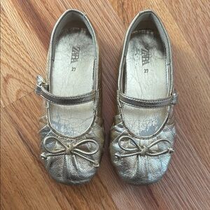 Zara girls Metallic Gold ballet flats Shoes Velcro bow
